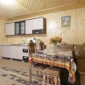 Край Неба Явірник Шибене דירה